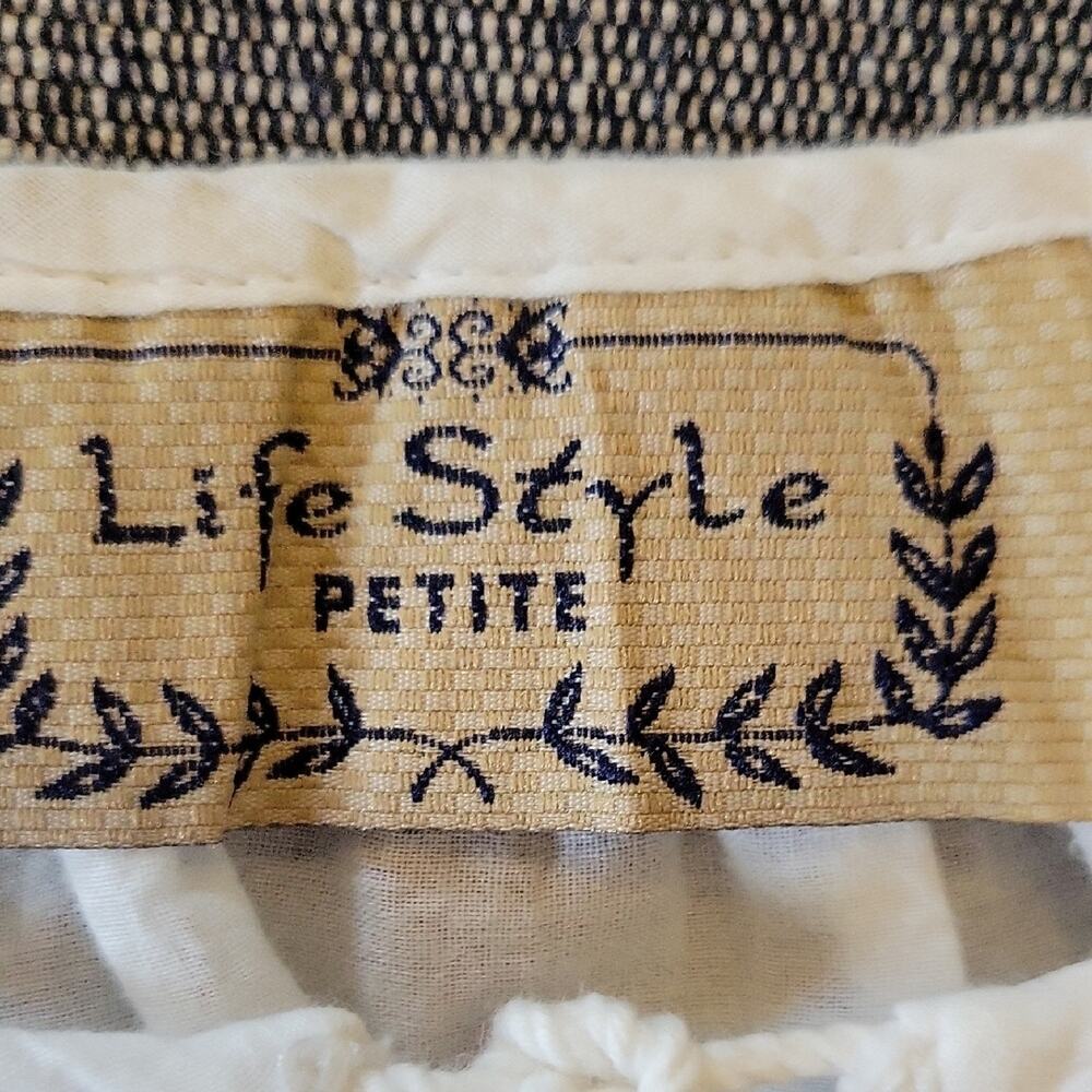 Life Style White Eyelet Top 100% cotton Short Sleeve Womens LP, Romantic - Picture 3 of 7